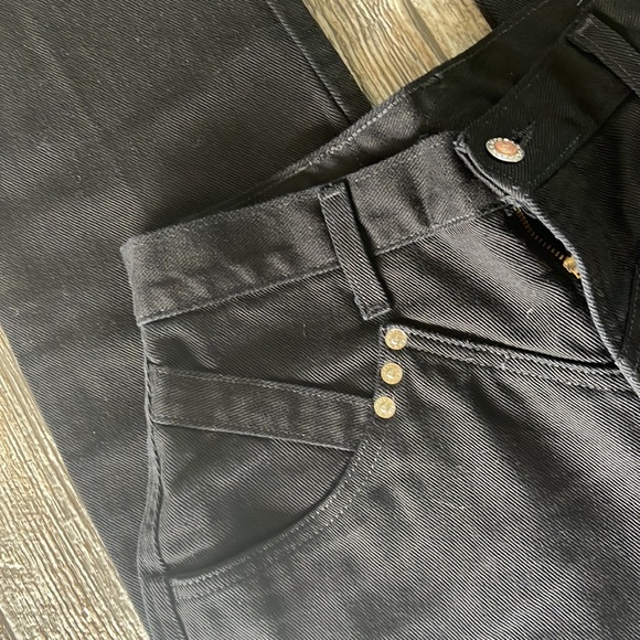 Rockies Vintage Women's Black Western
Rare High waisted Jeans, 9/10 - Picture 6 of 16